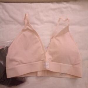 Womens NWT bralette like cotton bra with removable padding? Light beige size XL